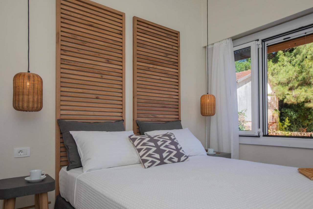 Anemelia Luxury Apartments 阿尔戈斯托利翁 外观 照片