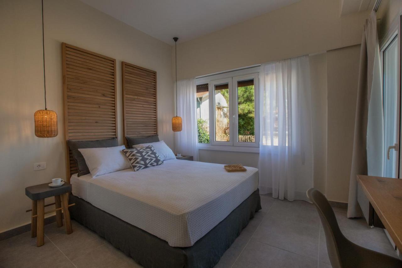 Anemelia Luxury Apartments 阿尔戈斯托利翁 外观 照片