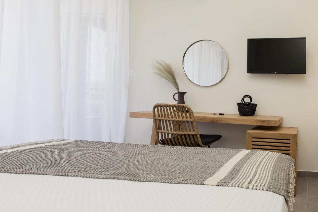 Anemelia Luxury Apartments 阿尔戈斯托利翁 外观 照片